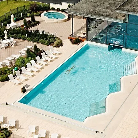 Hotel Loenfjord
