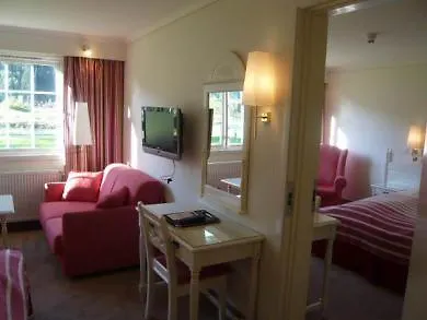 Hotel Loenfjord 3*